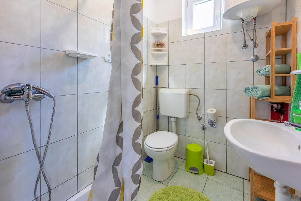 Apartments Ratko Jadranovo Exterior photo