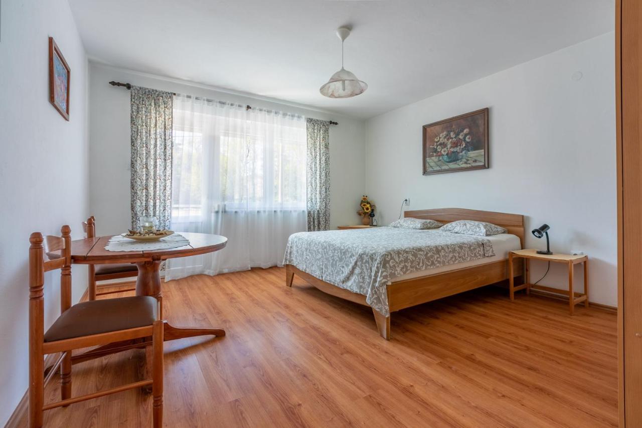 Apartments Ratko Jadranovo Exterior photo