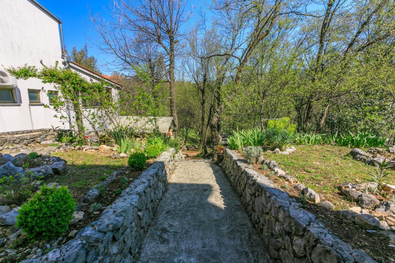 Apartments Ratko Jadranovo Exterior photo