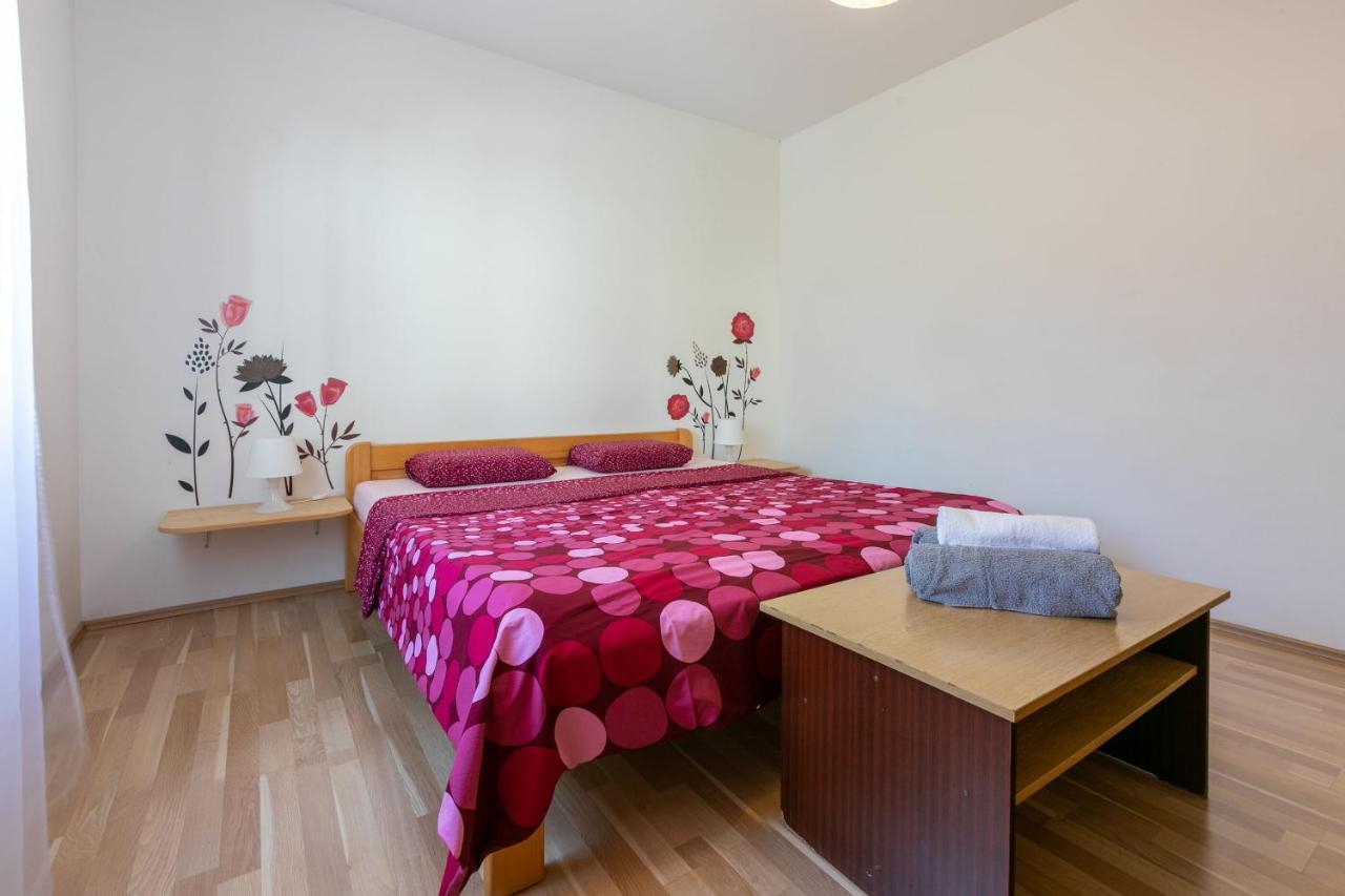 Apartments Ratko Jadranovo Exterior photo